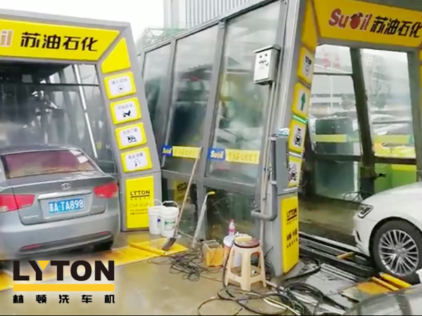 電腦洗車機(jī)優(yōu)點(diǎn)、缺點(diǎn)分析比較